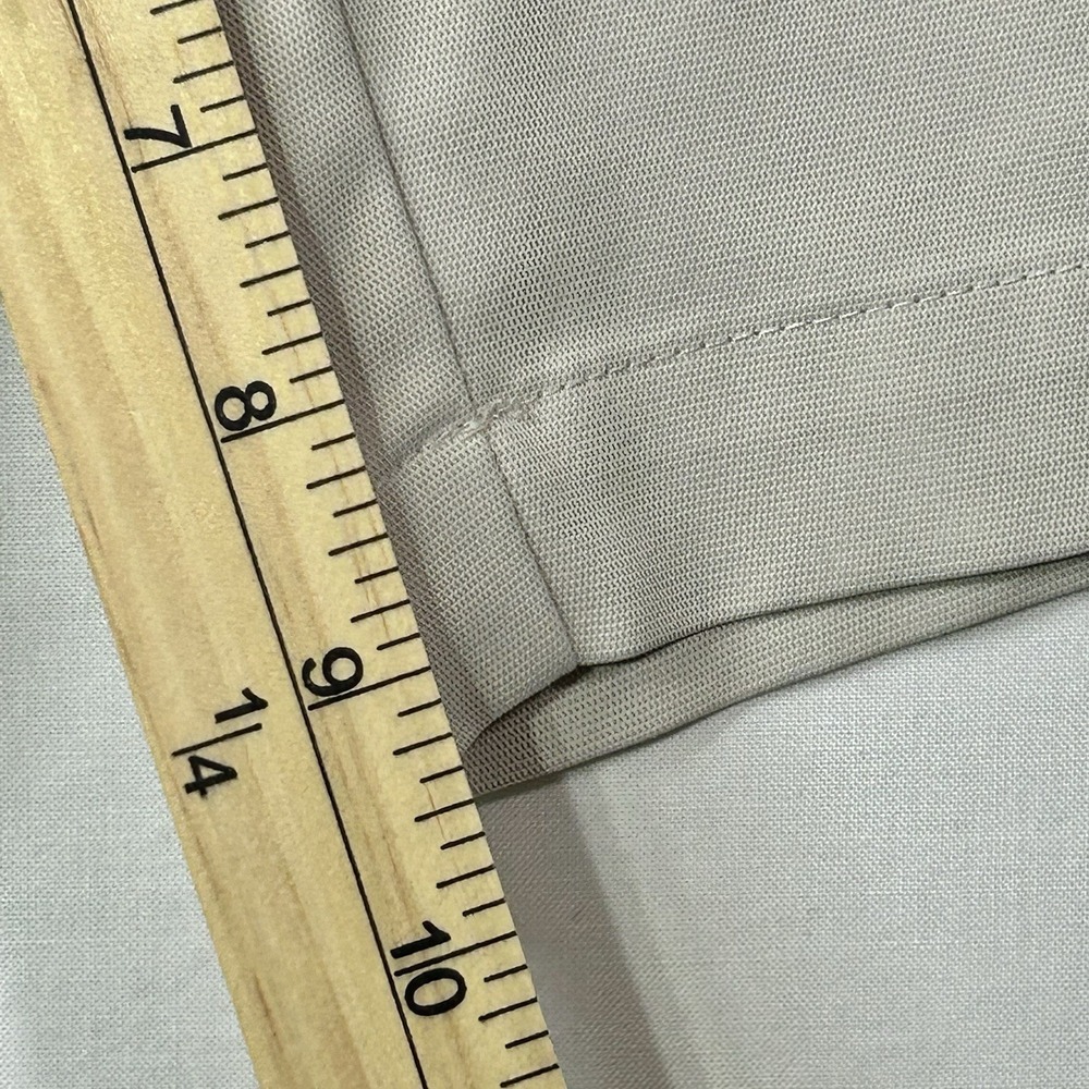 Callaway Golf Shorts Mens 40 Beige Khaki Performance Stretch Flat Front Casual - Picture 4 of 8